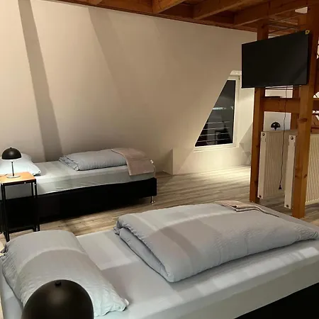 Ferien- Monteurwohnung ビーレフェルト